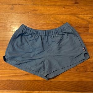 XS 2.5 inch women’s Patagonia shorts